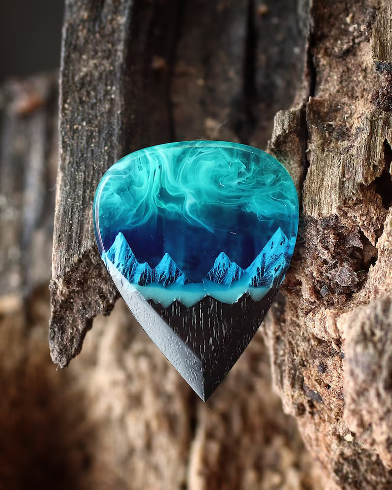 Aurora Borealis Guitar Pick